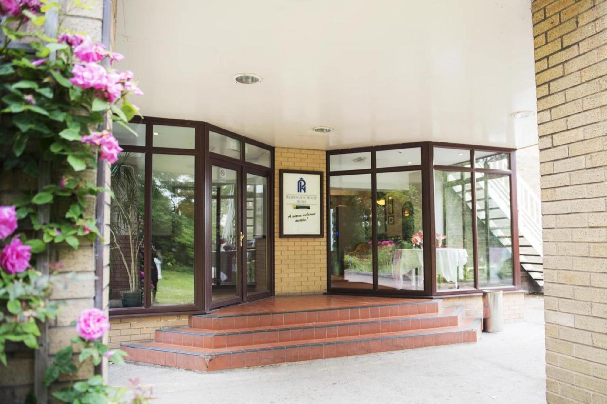 Paddington House Hotel Warrington Kültér fotó
