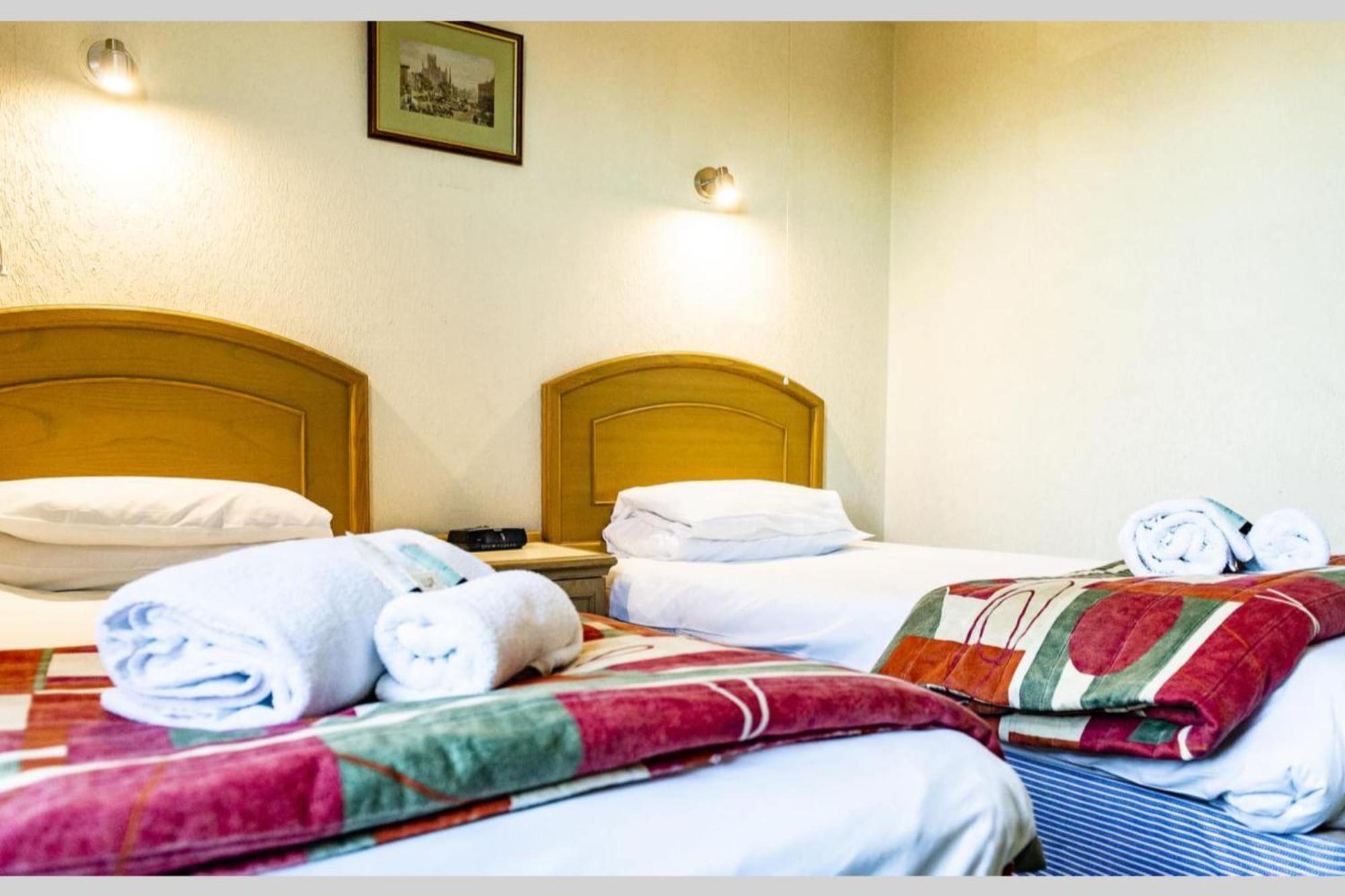 Paddington House Hotel Warrington Kültér fotó