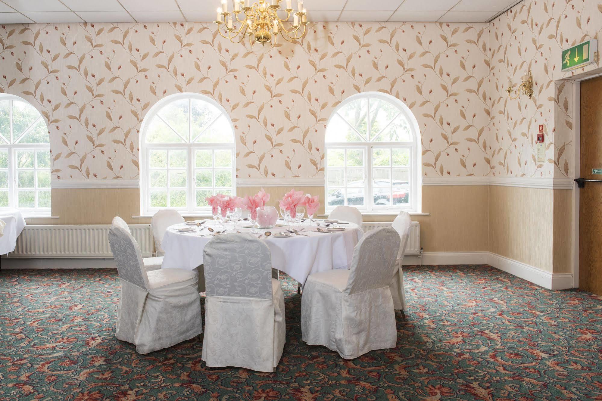 Paddington House Hotel Warrington Kültér fotó